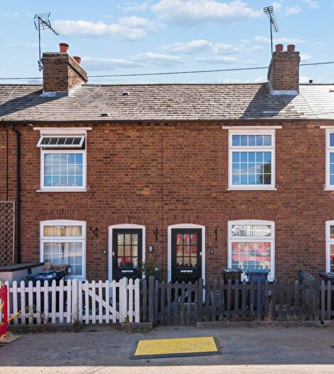 2 Bedroom Terraced House For Sale In Gold Hill East, Chalfont St. Peter, Gerrards Cross, Buckinghamshire, SL9