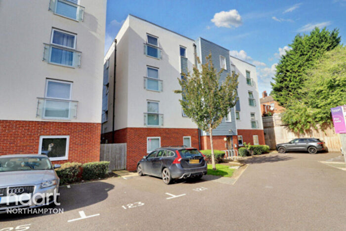 2 Bedroom Flat To Rent In Waterside Road, Wellingborough, NN8