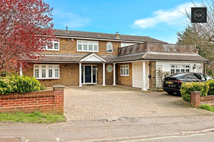 6 Bedroom Detached House For Sale In Theydon Park Road, Theydon Bois, Epping, Essex, CM16