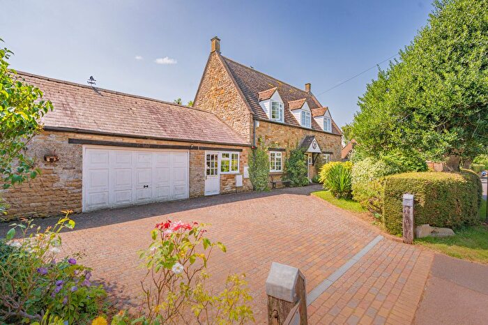 3 Bedroom Detached House For Sale In Caistor Road, Gretton, Corby, NN17