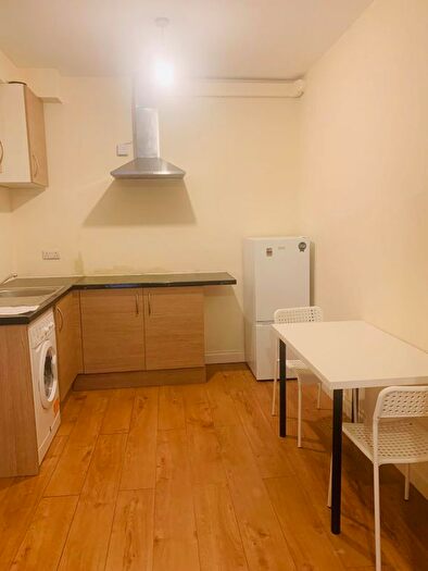 Studio To Rent In Wanstead Park Road, Ilford, IG1