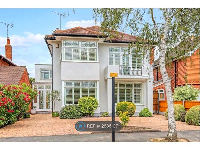 5 Bedroom Detached House To Rent In Colbert Avenue, Southend-On-Sea, SS1