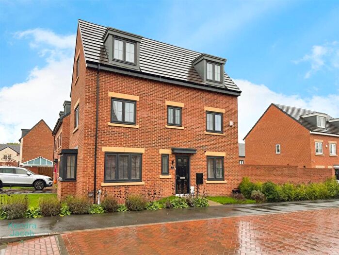 4 Bedroom Detached House For Sale In Collier Gardens, Worksop, S81