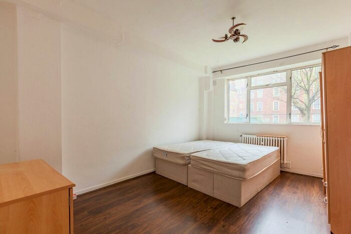 1 Bedroom Flat To Rent In Mile End Road, Whitechapel, London, E1