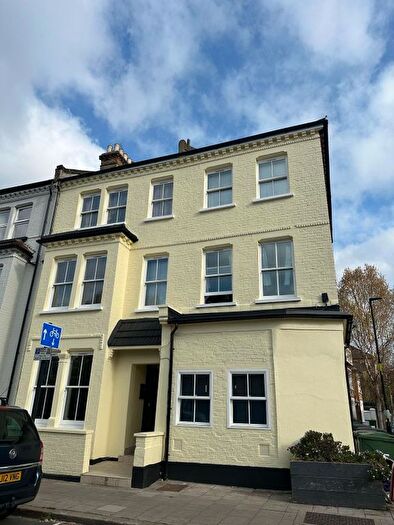 1 Bedroom Flat To Rent In Dorset Road, London, SW8