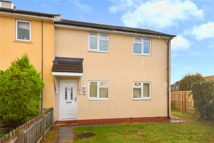 2 Bedroom Flat To Rent In Queensway, Didcot, Oxfordshire, OX11