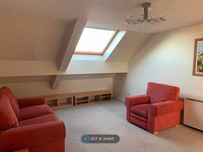 1 Bedroom Flat To Rent In Station Road, Lancaster, LA1