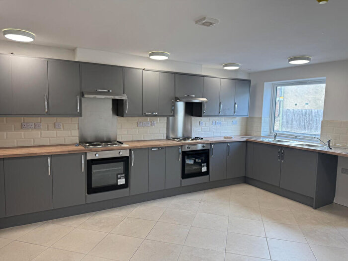 Studio To Rent In Hollow Way, Cowley, Oxford, Oxfordshire, OX4