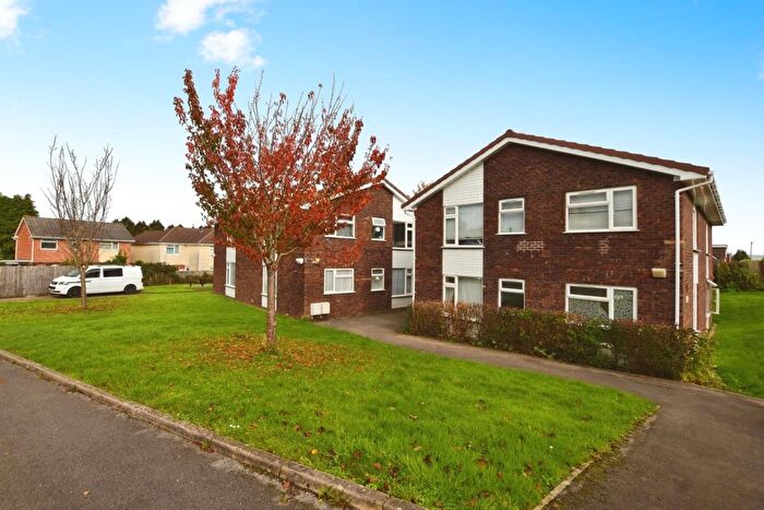 1 Bedroom Flat For Sale In Lacey Road, Stockwood, Bristol, BS14