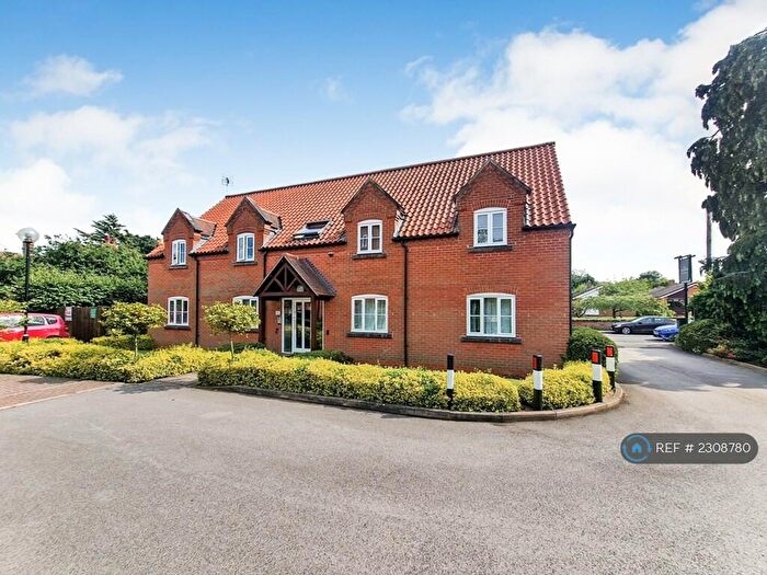 2 Bedroom Flat To Rent In Hassall Court, Bingham, Nottingham, NG13