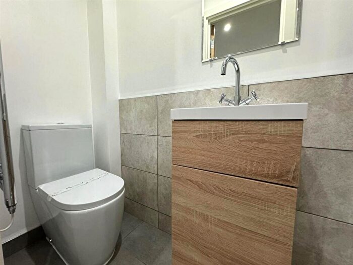 2 Bedroom Apartment To Rent In Camden Street, Birmingham, B1