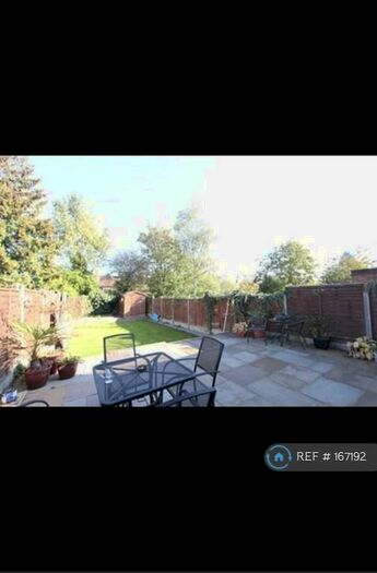 3 Bedroom Semi-Detached House To Rent In Kitts Green Road, Birmingham, B33