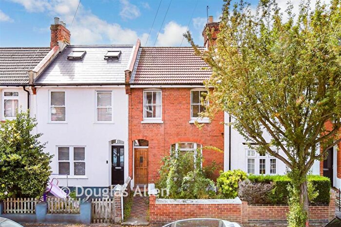 2 Bedroom Terraced House For Sale In Willow Street, Chingford, E4