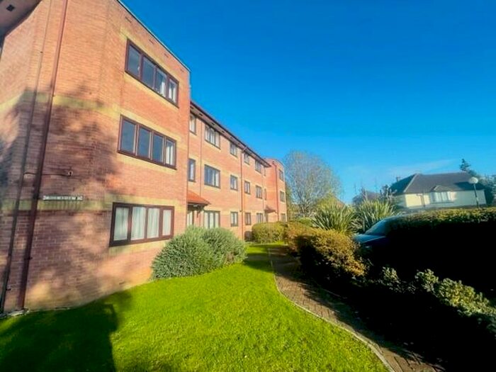 1 Bedroom Flat To Rent In Woodhill Views, Nailsea, BS48