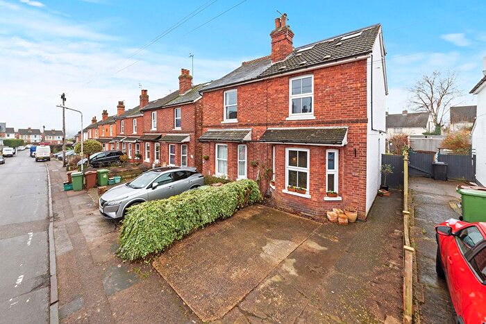 4 Bedroom Semi Detached House For Sale In South View Road, Tunbridge Wells, TN4