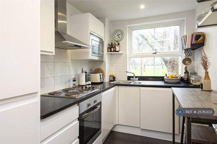 1 Bedroom Flat To Rent In Cadogan Terrace, London, E9