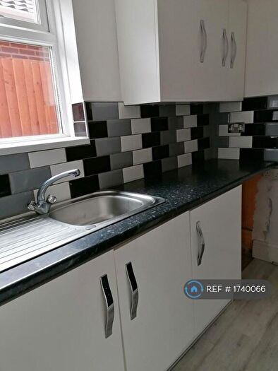 1 Bedroom Flat To Rent In Croft Road, Benfleet, SS7