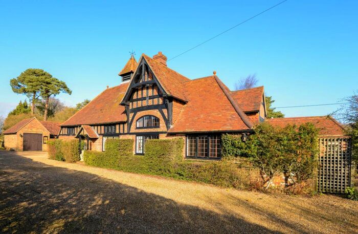 5 Bedroom Detached House To Rent In Beaney Farm, Little Gaddesden, HP4