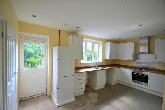 3 Bedroom Property To Rent In Purbeck Close, Merstham, Surrey, RH1