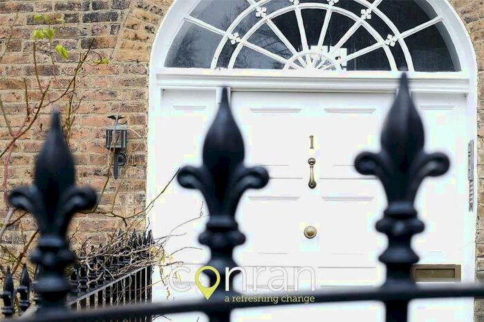 2 Bedroom Apartment To Rent In Westgrove Lane, Greenwich, SE10