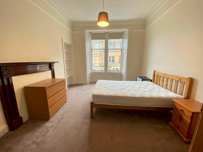 4 Bedroom Flat To Rent In Strathfillan Road, Marchmont, Edinburgh, EH9