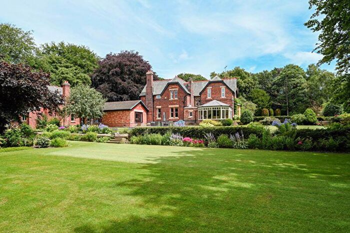 5 Bedroom Detached House For Sale In Hall Lane, Lathom, L40