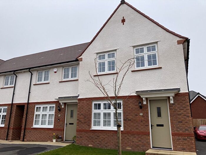 3 Bedroom End Of Terrace House To Rent In Lave Way, Caldicot, NP26