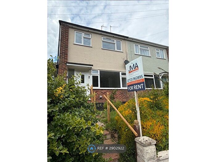 3 Bedroom Semi Detached House To Rent In Stonehouse Drive, St Leonards-On-Sea, TN38