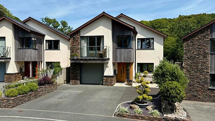 4 Bedroom Detached House For Sale In Swn Y Dail, Barmouth, LL42