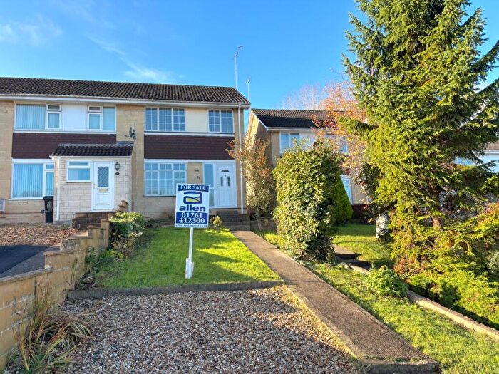 3 Bedroom Terraced House For Sale In Somerset Way, Paulton, Bristol, BS39