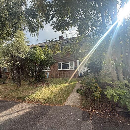 3 Bedroom Property To Rent In Windermere Drive, Rainham, Gillingham, ME8