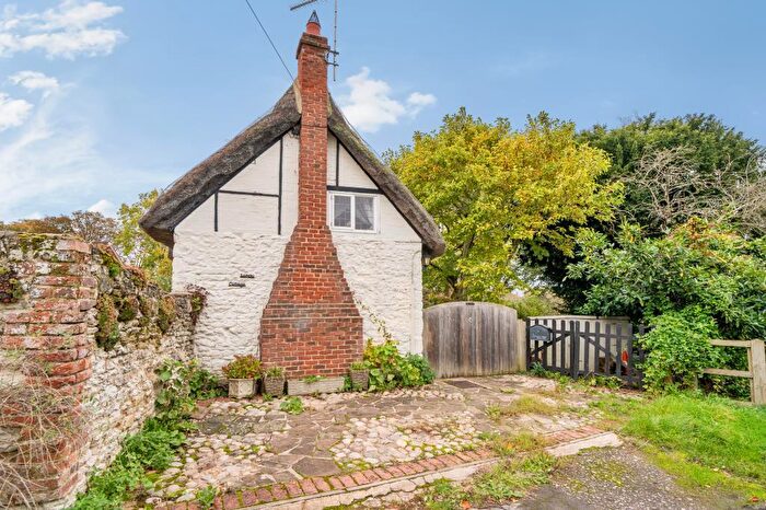 2 Bedroom Cottage For Sale In Dorchester-On-Thames, Oxfordshire, OX10