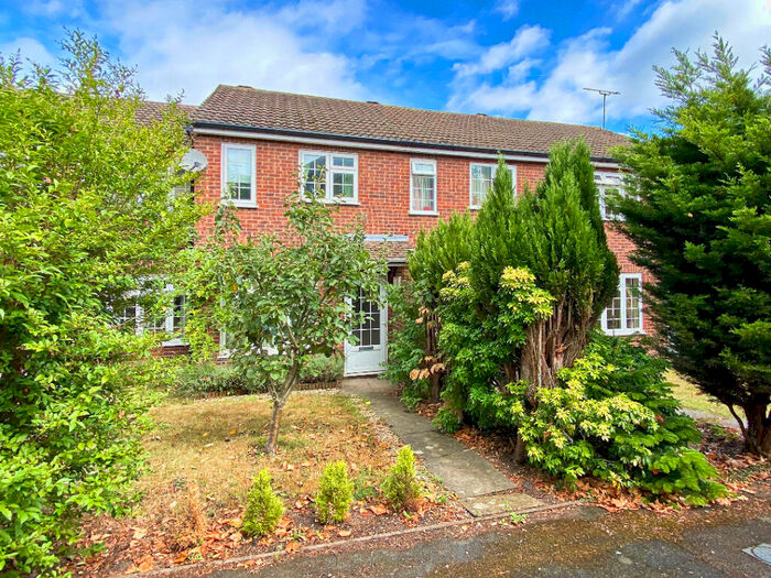 2 Bedroom Terraced House To Rent In Conway Close, Frimley, GU16