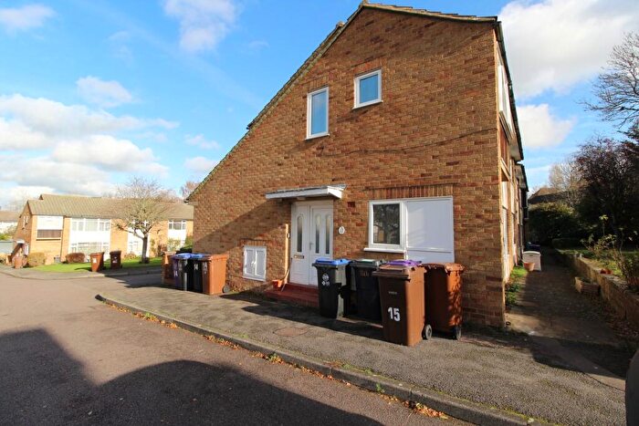 2 Bedroom Apartment To Rent In Icknield Green, Letchworth Garden City, SG6
