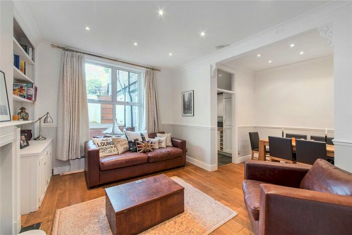 1 Bedroom Flat To Rent In East Hill, London, SW18