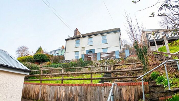 2 Bedroom Semi Detached House For Sale In Woodfieldside, Blackwood, NP12