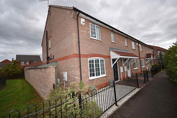 3 Bedroom End Of Terrace House To Rent In Spire View, Sleaford, NG34