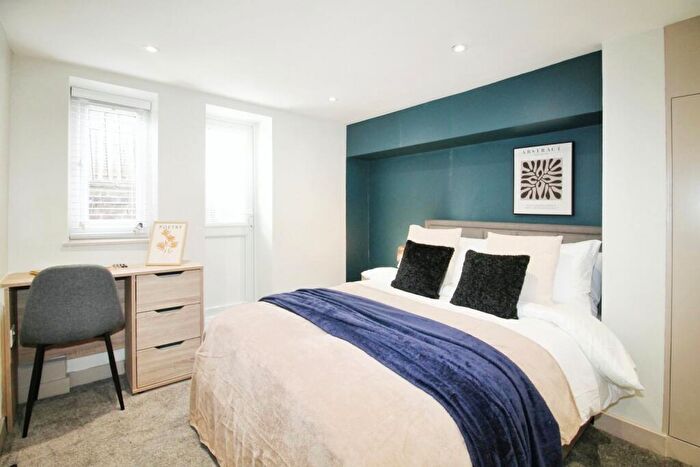 1 Bedroom Terraced House To Rent In St. Anns Avenue, Burley, Leeds, West Yorkshire, LS4