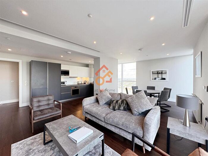 3 Bedroom Flat To Rent In Maine Tower, Harbour Way, London, E14