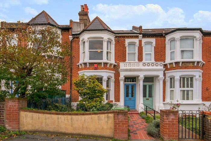 5 Bedroom Property To Rent In Kinver Road, Sydenham, London, SE26