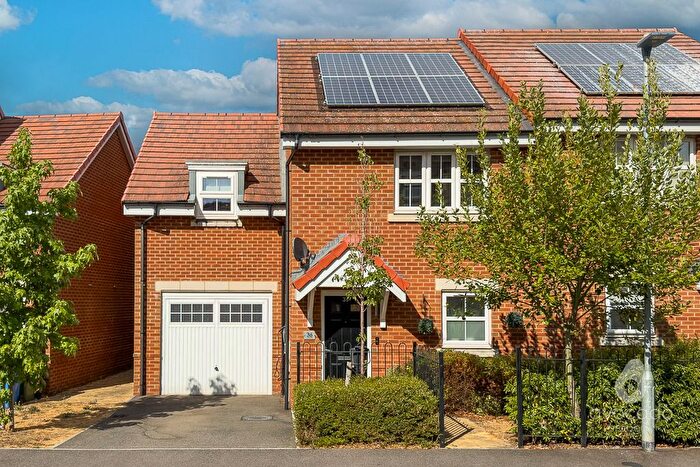 3 Bedroom Semi-Detached House For Sale In Chapman Drive, Binfield, Berkshire, RG42
