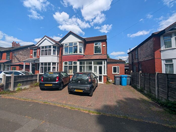 7 Bedroom Property To Rent In Mauldeth Road, Manchester, M20