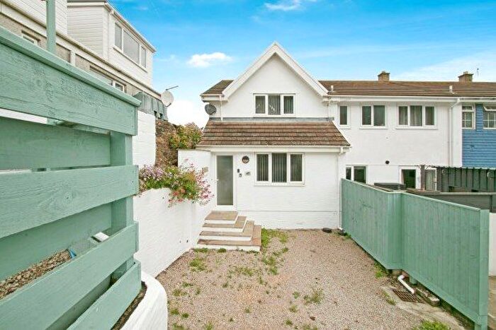 2 Bedroom End Of Terrace House To Rent In Chynance, Redruth, TR16