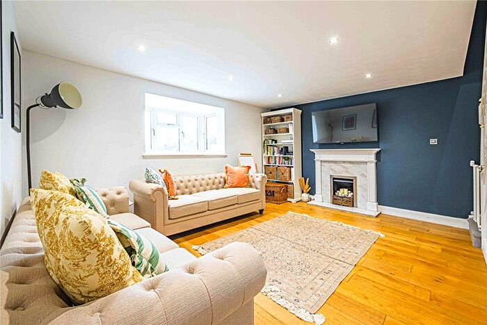 3 Bedroom Semi-detached House For Sale In Rectory Lane, Kings Langley, Hertfordshire, WD4