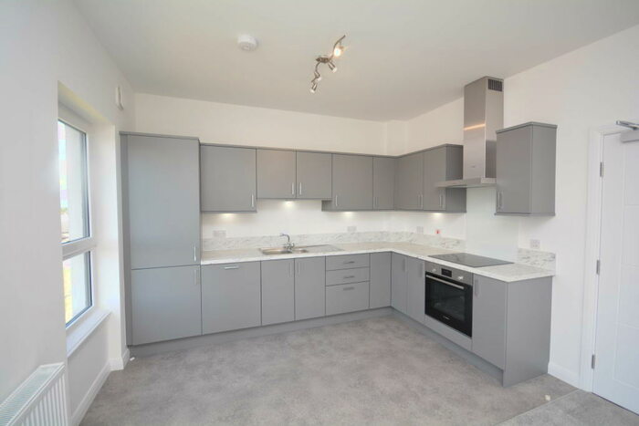 2 Bedroom Flat To Rent In Broomhall Court, Wester Inshes, Inverness, IV2