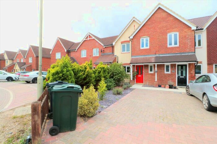 3 Bedroom Semi-Detached House To Rent In Jupiter Lane, Kingsnorth, Ashford, TN23