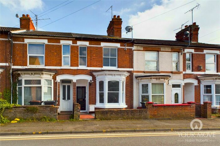 2 Bedroom Terraced House To Rent In Queen Street, Rushden, NN10