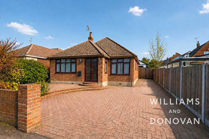 3 Bedroom Bungalow For Sale In South View Road, South Benfleet., SS7