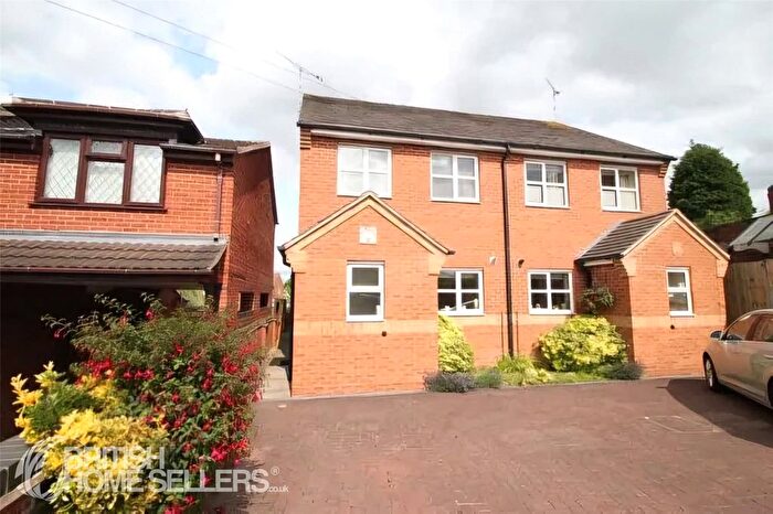 3 Bedroom Semi-detached House For Sale In Orchard Street, Bedworth, Warwickshire, CV12