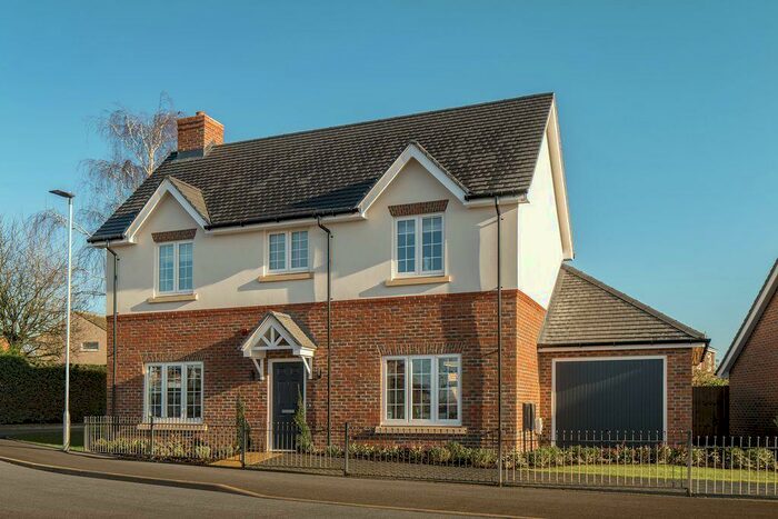 4 Bedroom Detached House For Sale In Twelve Leys, Wingrave, Aylesbury, HP22